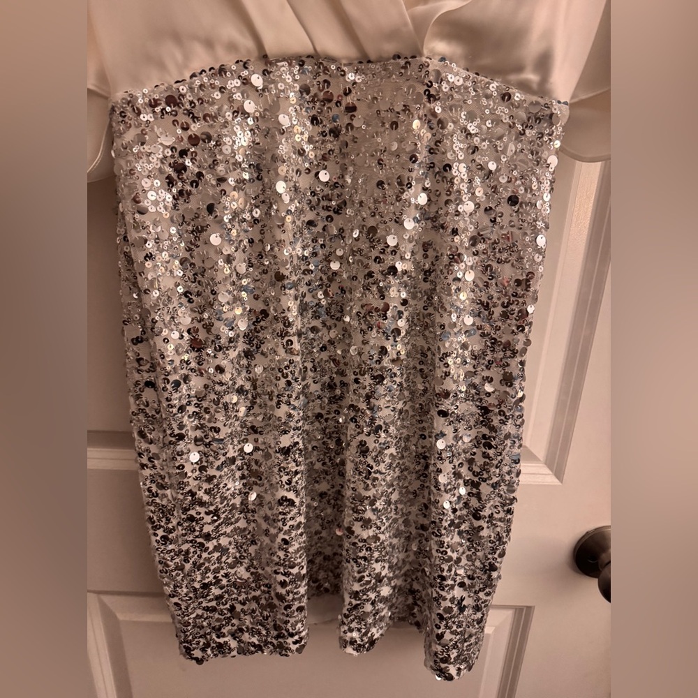ELIZA J Paillettes Sequin Embellished Cocktail Dress - lys Size 4 MSRP $218 - Picture 7 of 11